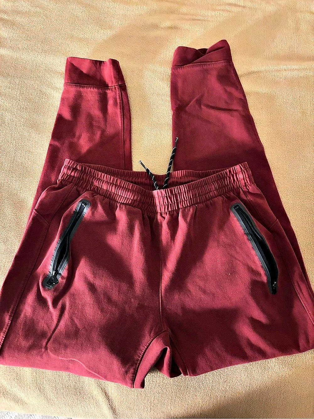 Old Navy Go-Dry Active 4-Way Stretch Dynamic Fleece shorts Red Medium